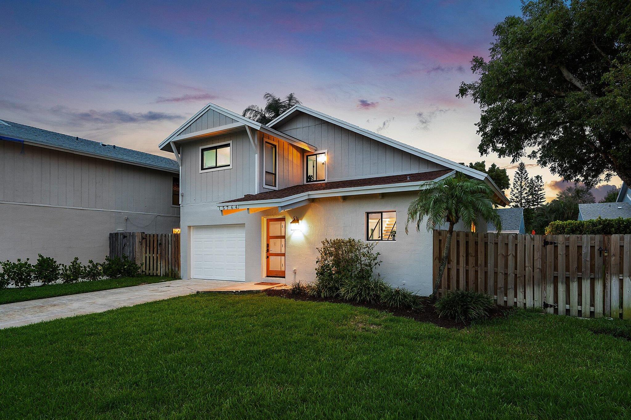 15764 8th Avenue, Delray Beach, Florida 33444