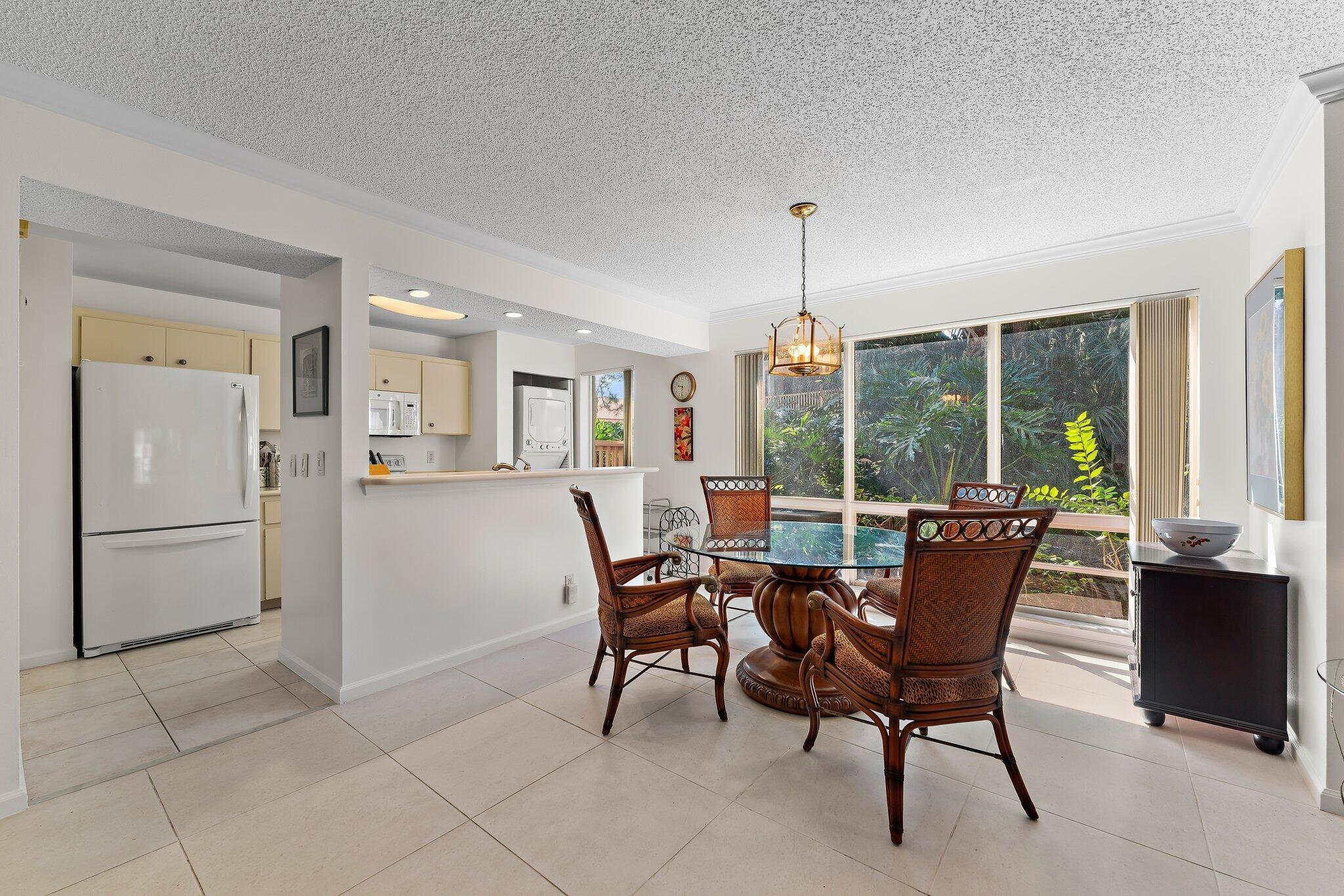 Image to showcase the property located at 527 Brackenwood Place