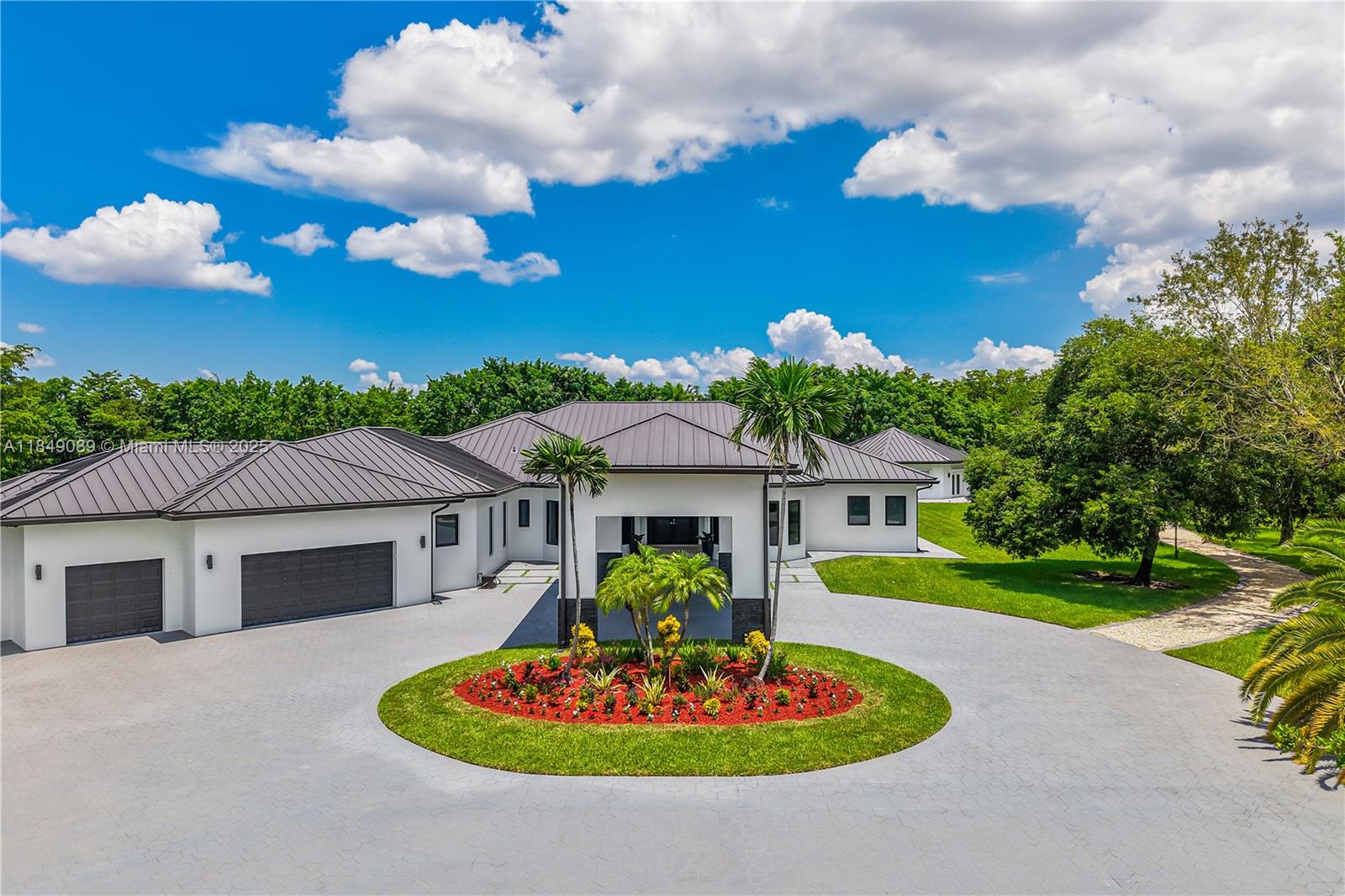 601 Ranch Rd, Weston, Florida 33326