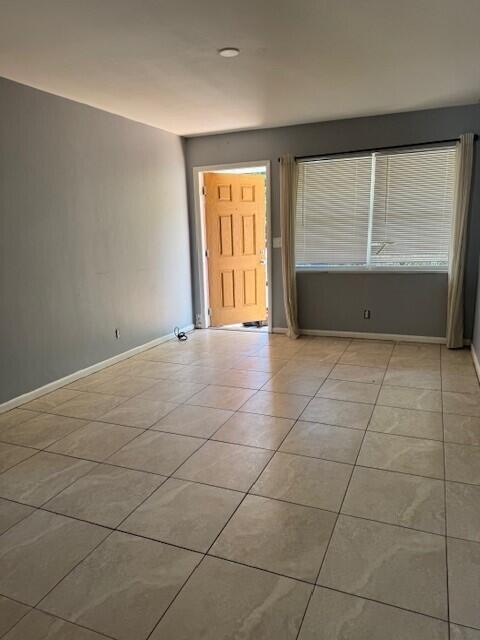 Image to showcase the property located at 13793 Oleander Avenue