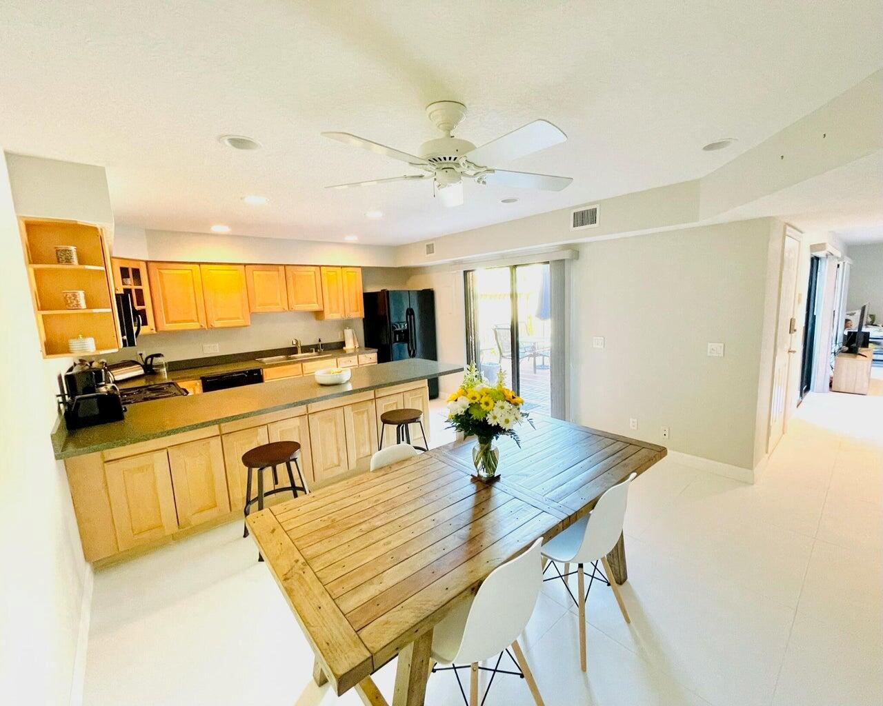 Image to showcase the property located at 1420 Ocean Way 32c