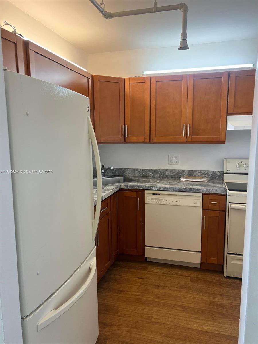 Property photo # 4