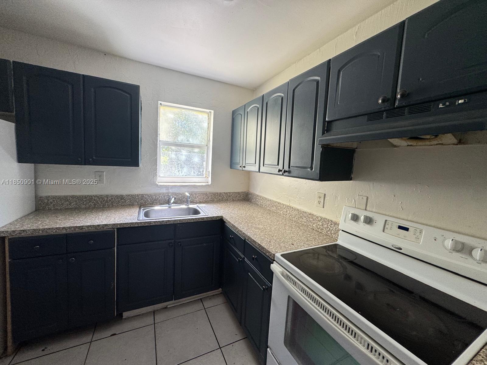 Property photo # 2