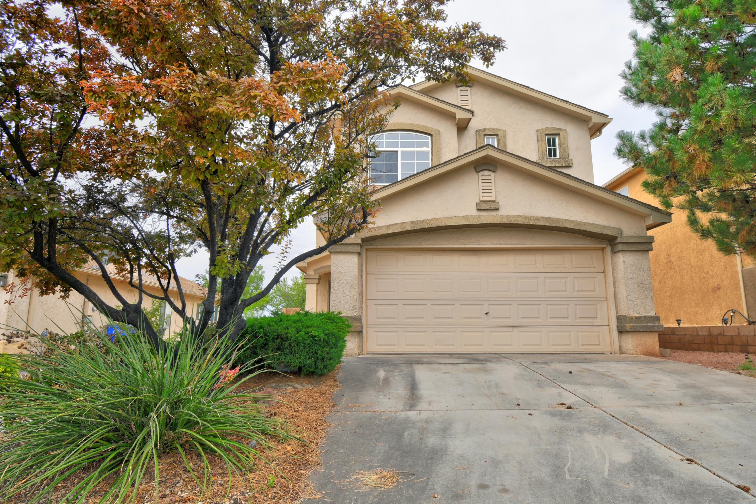This 3-bed, 2.5-bath home offers 1,508 sq. ft. of functional living space in the desirable Ventana West neighborhood. The open floor plan features a bright living area, modern kitchen with ample storage, and a spacious master suite with an en-suite bath. Two additional bedrooms, a half bath for guests, and a low-maintenance yard complete the home. Located near great schools, shopping, parks and trails, this property offers incredible value in a well-established community. Don't miss your chance--schedule a showing today!
