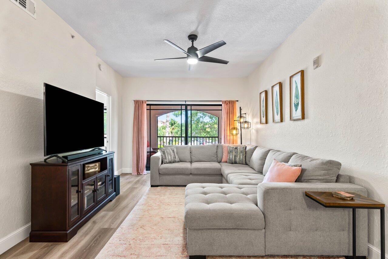 Image to showcase the property located at 2812 Grande Parkway 201