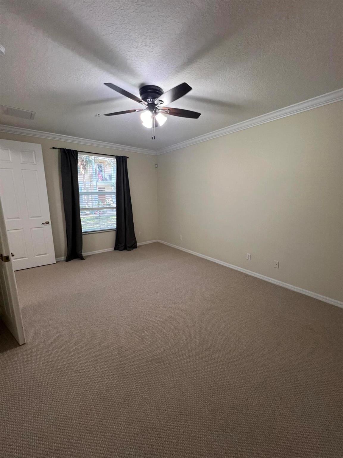 Image to showcase the property located at 4190 St Lukes Lane