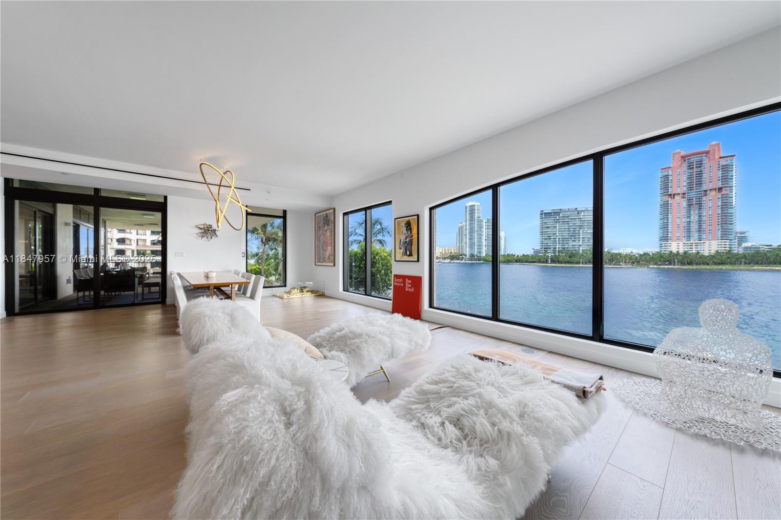 7023 Fisher Island Dr 7023