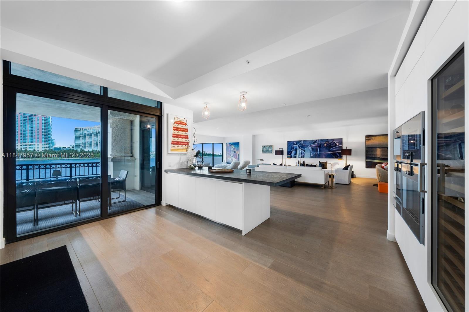 7023 Fisher Island Dr 7023