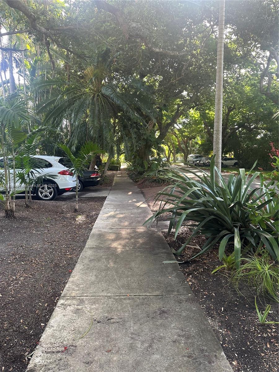 Property photo # 9