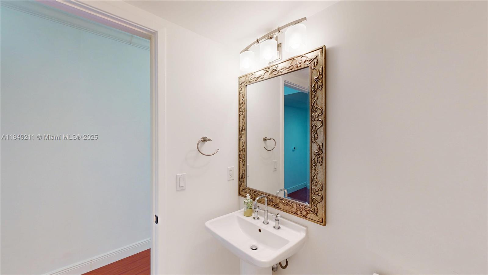 Property photo # 4