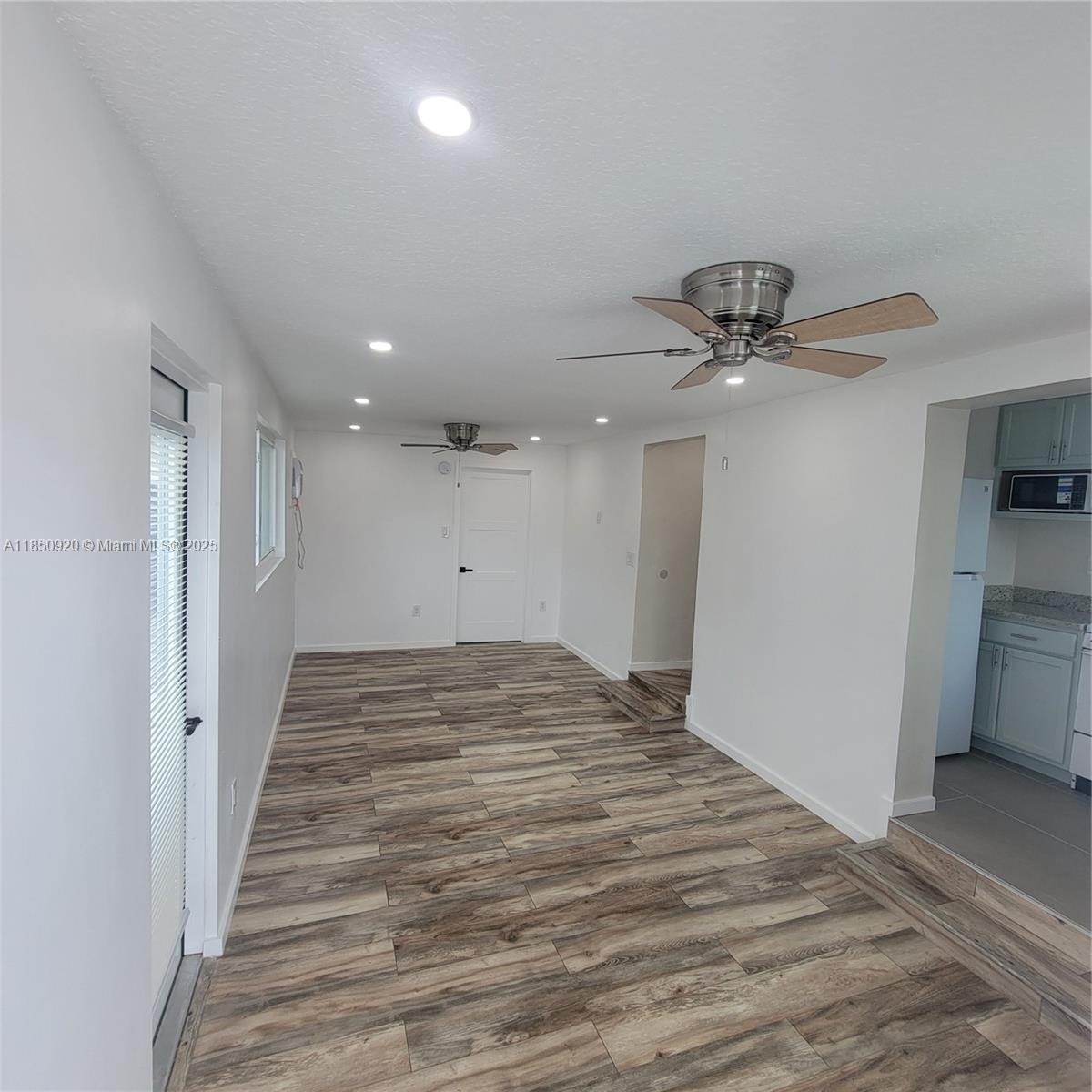 Property photo # 9