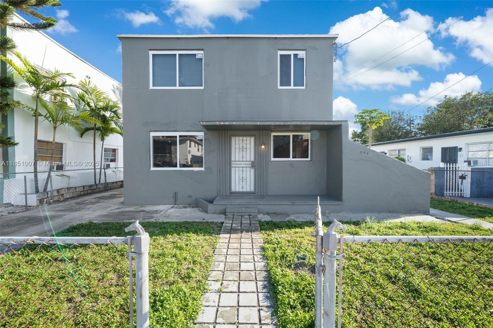 Property photo # 0