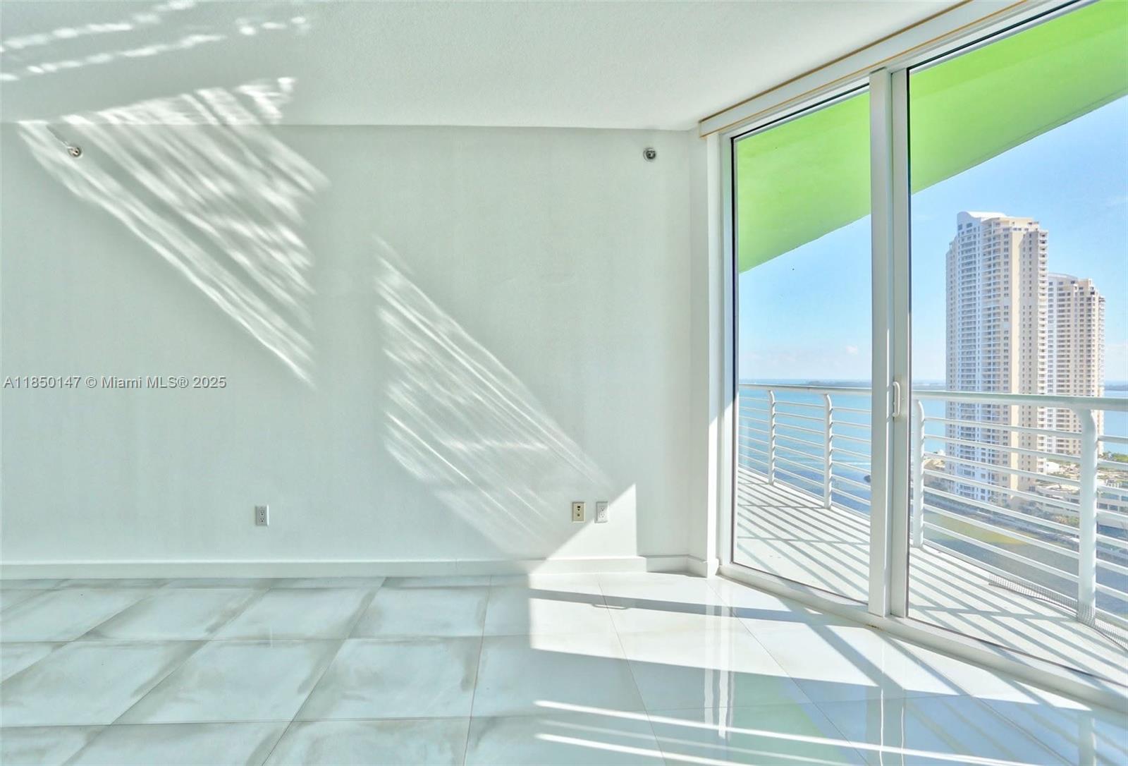 325 S Biscayne Blvd #2317, Miami FL 33131