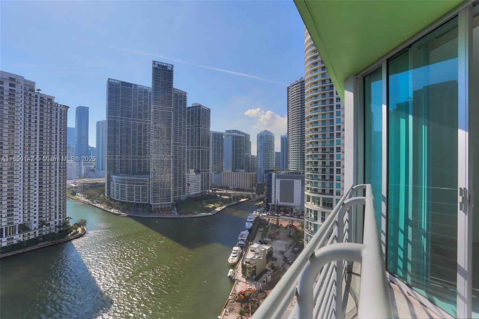 325 S Biscayne Blvd #2317, Miami FL 33131
