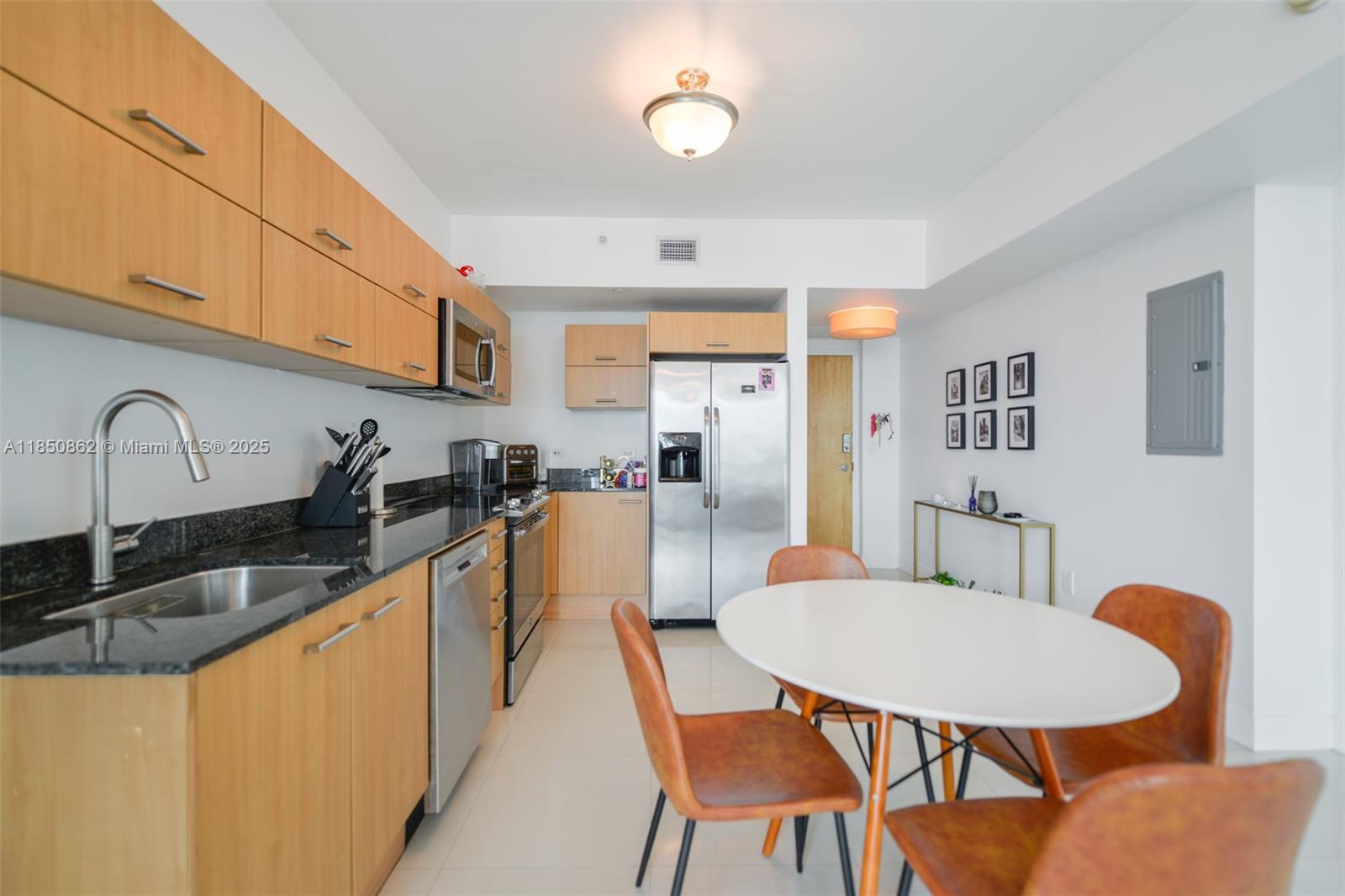 350 S Miami Ave #1911, Miami FL 33130