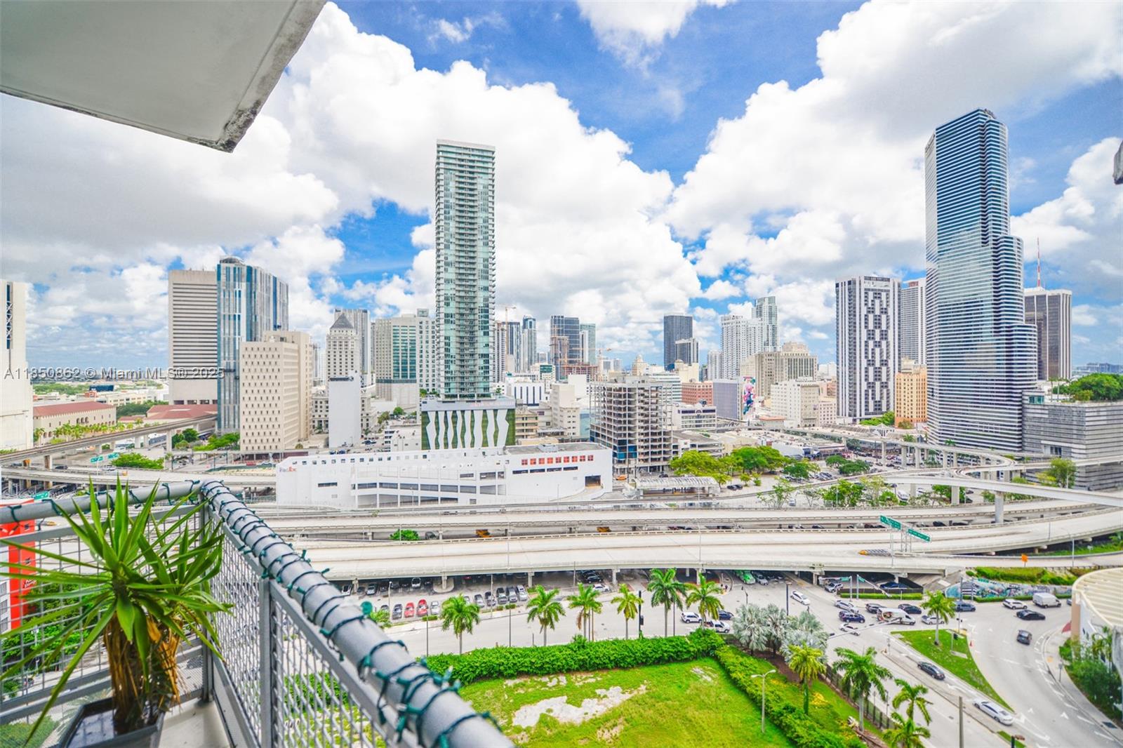 350 S Miami Ave #1911, Miami FL 33130