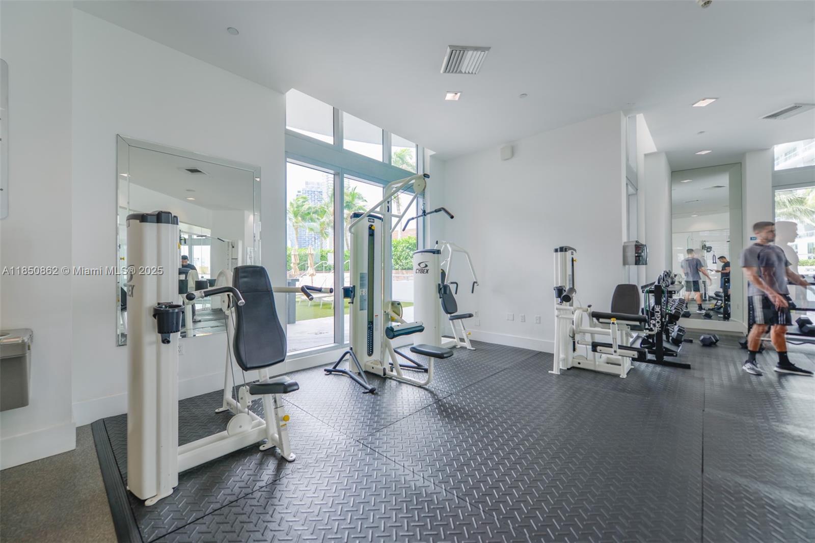 350 S Miami Ave #1911, Miami FL 33130