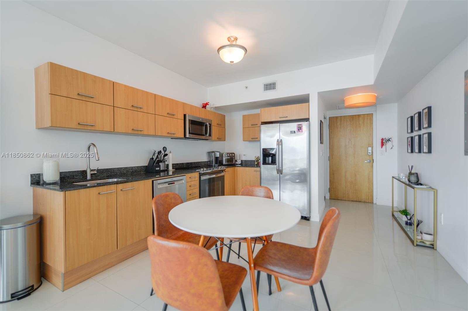 350 S Miami Ave #1911, Miami FL 33130