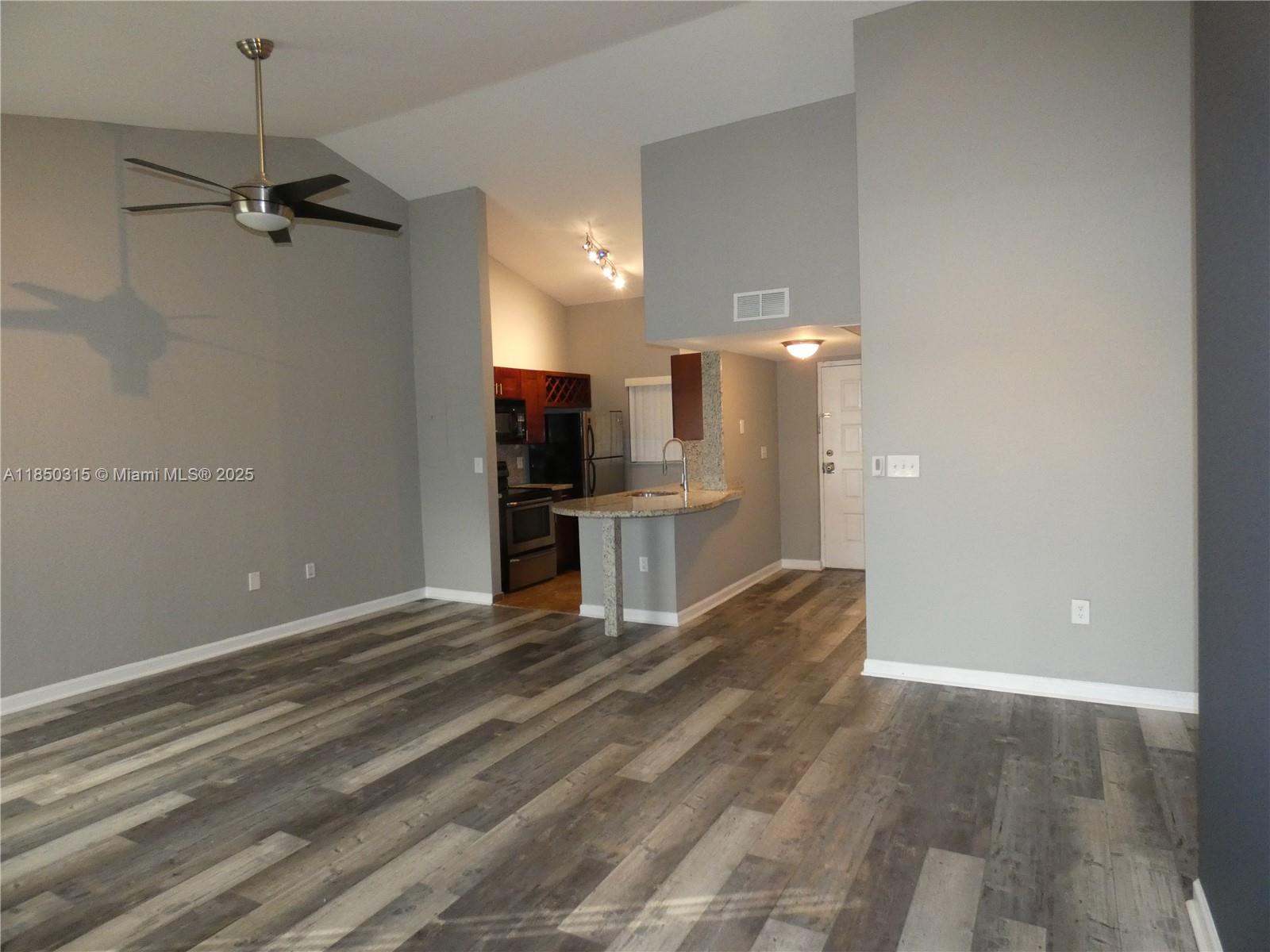 Property photo # 2