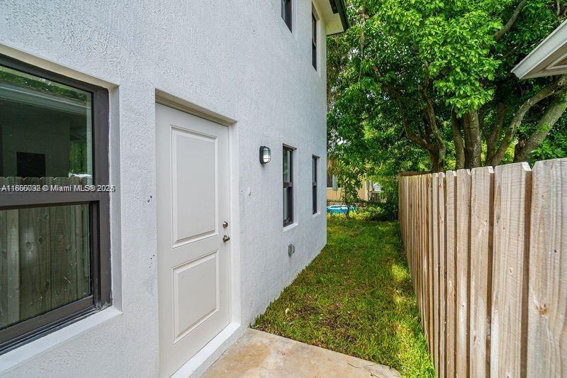 Property photo # 6