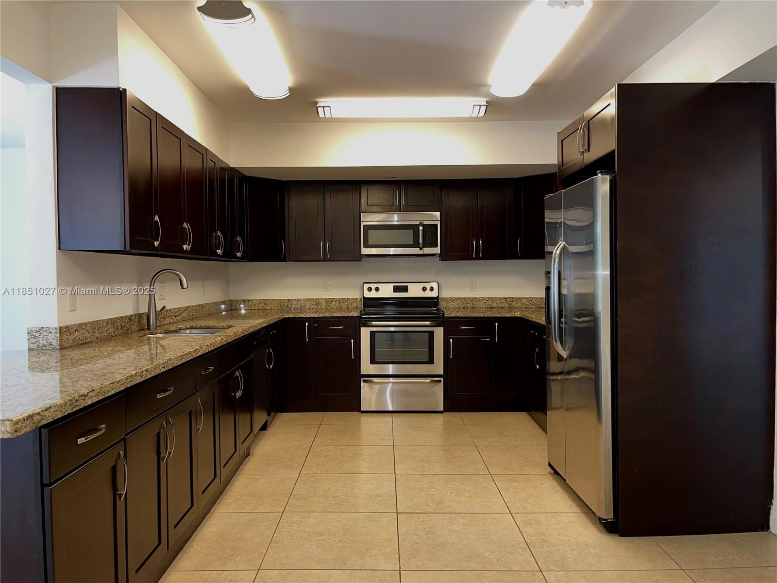 Property photo # 4