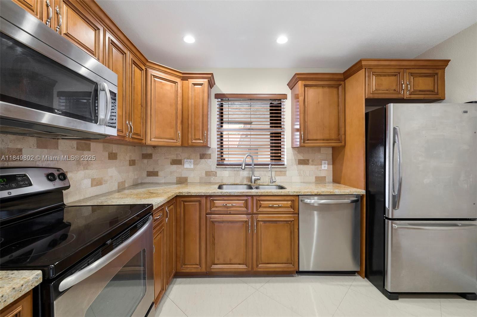 Property photo # 7