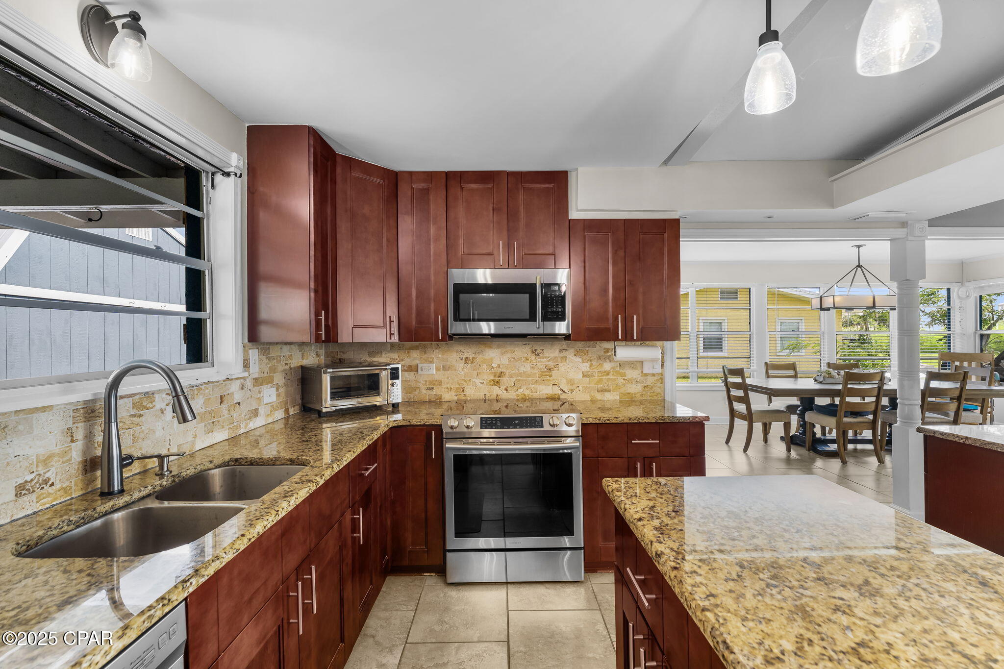Image 11 For 1538 Berthe Avenue