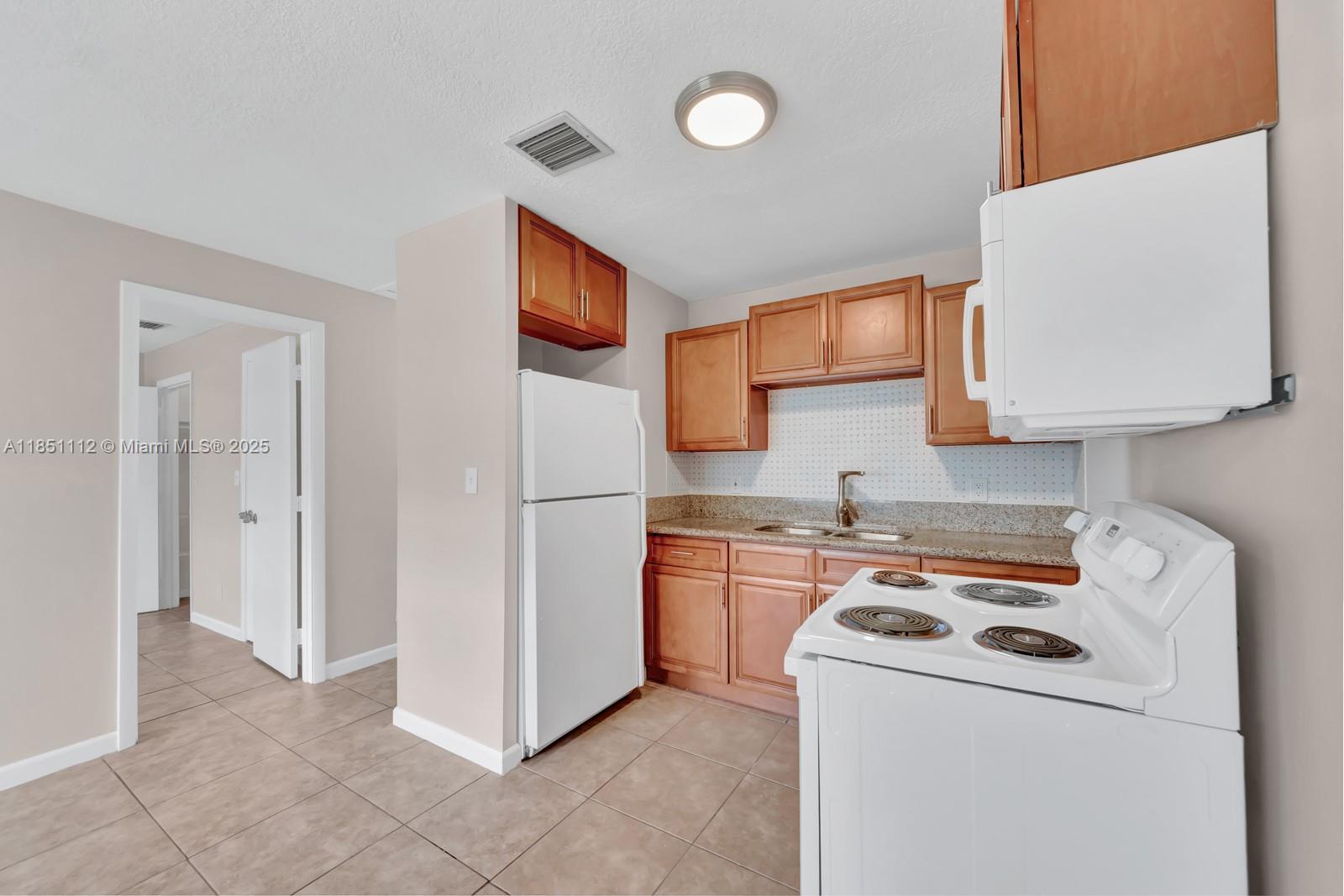 Property photo # 4