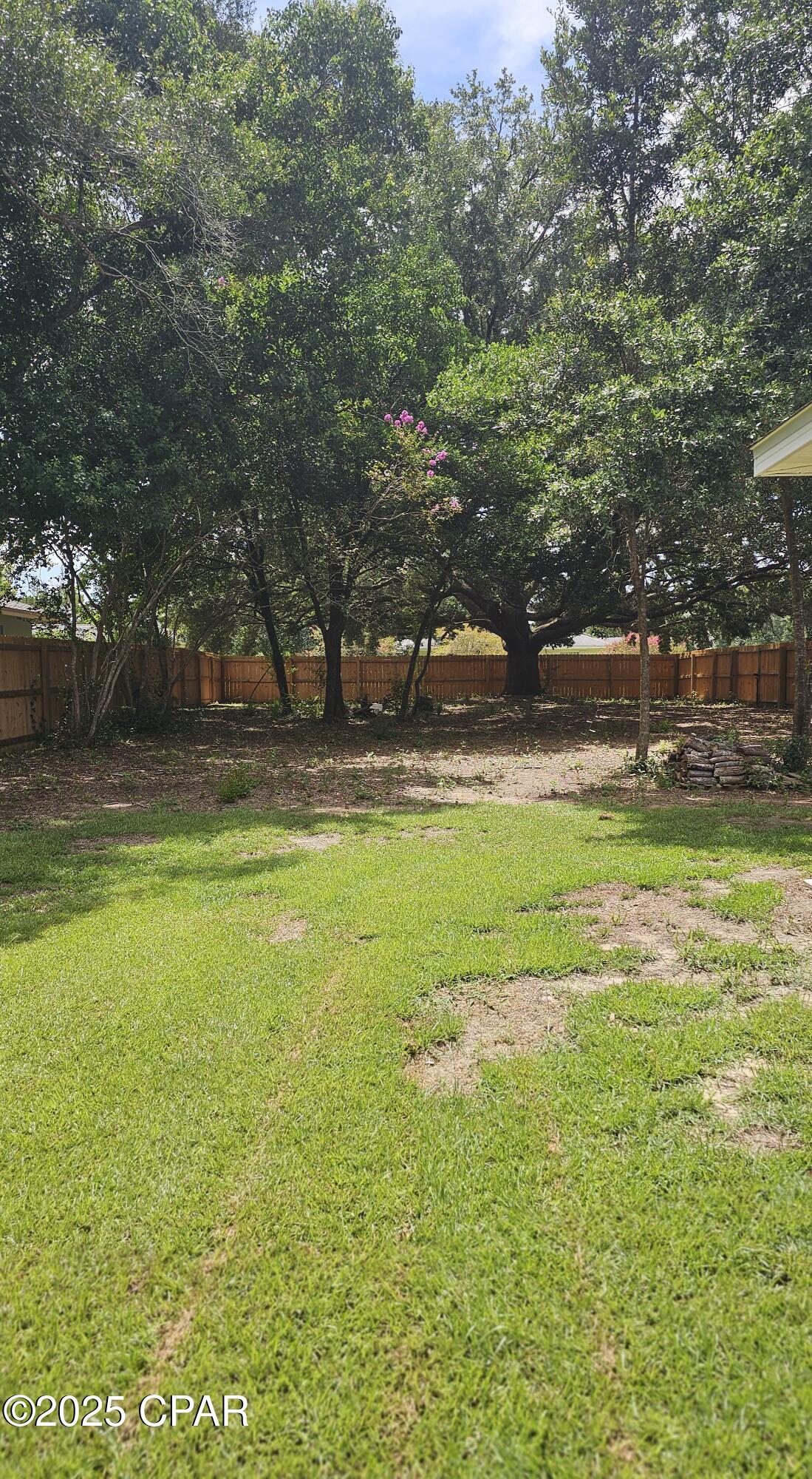 Image 41 For 2078 Sunny Hills Boulevard
