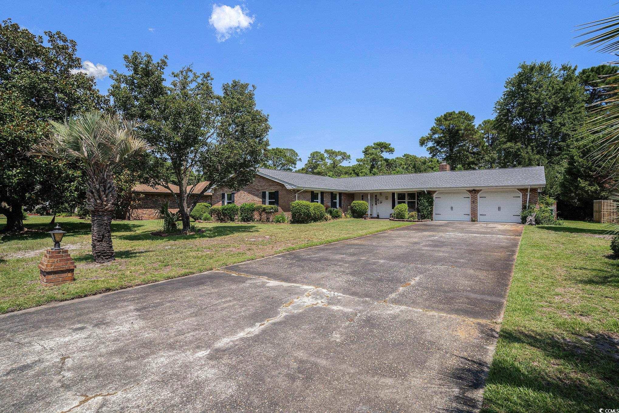 1647 Bay Tree Ln. Myrtle Beach, SC 29575