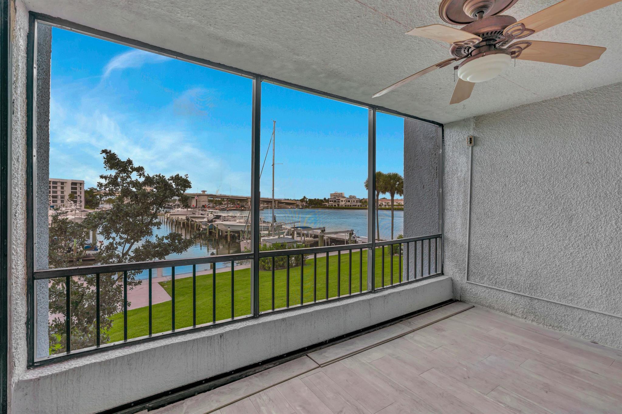 Image to showcase the property located at 1542 Jupiter Cove Drive 207