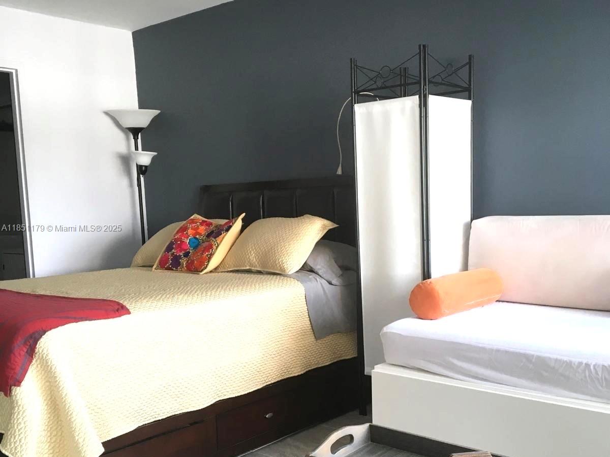 Property photo # 9