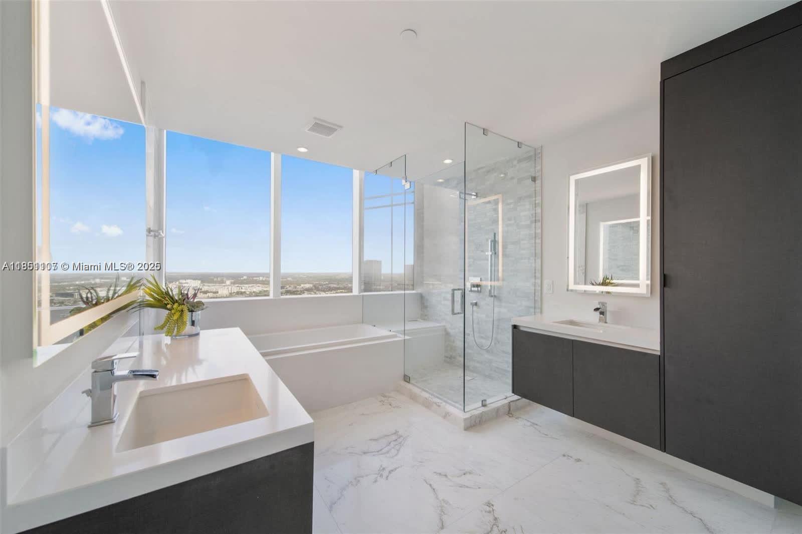851 NE 1st Ave #3612, Miami FL 33132