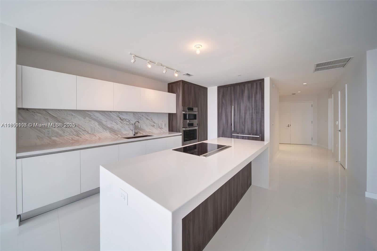 851 NE 1st Ave #3612, Miami FL 33132