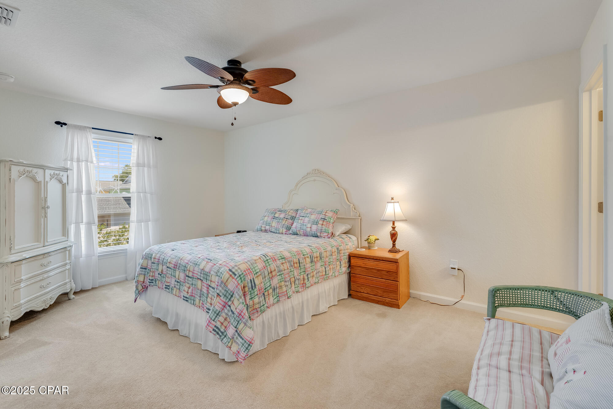 Image 16 For 209 Sand Oak Boulevard