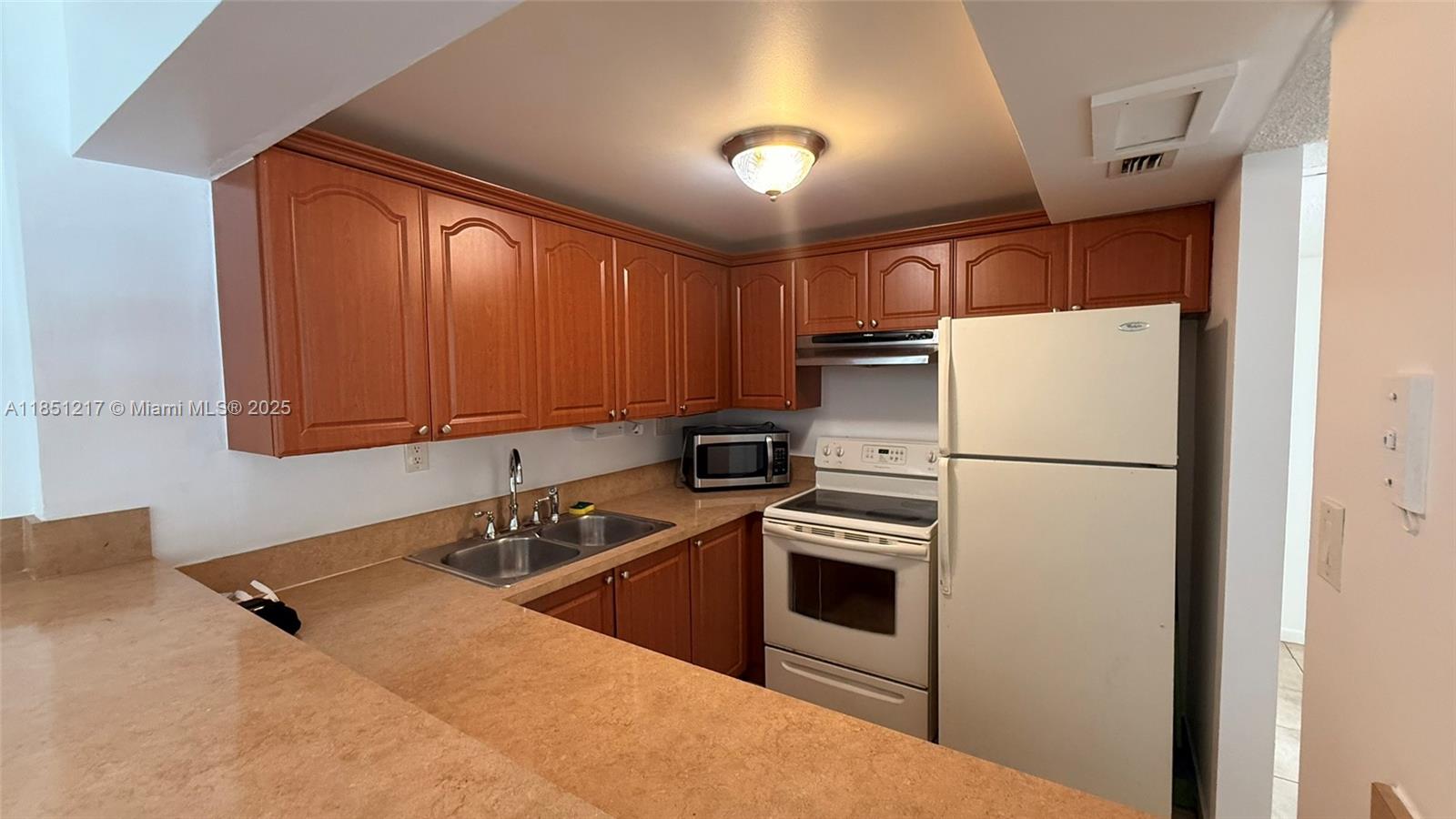 Property photo # 3