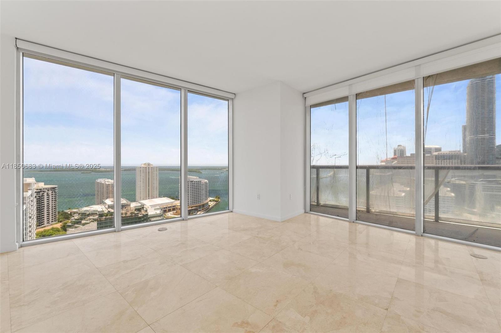 495 Brickell Ave #3001, Miami FL 33131