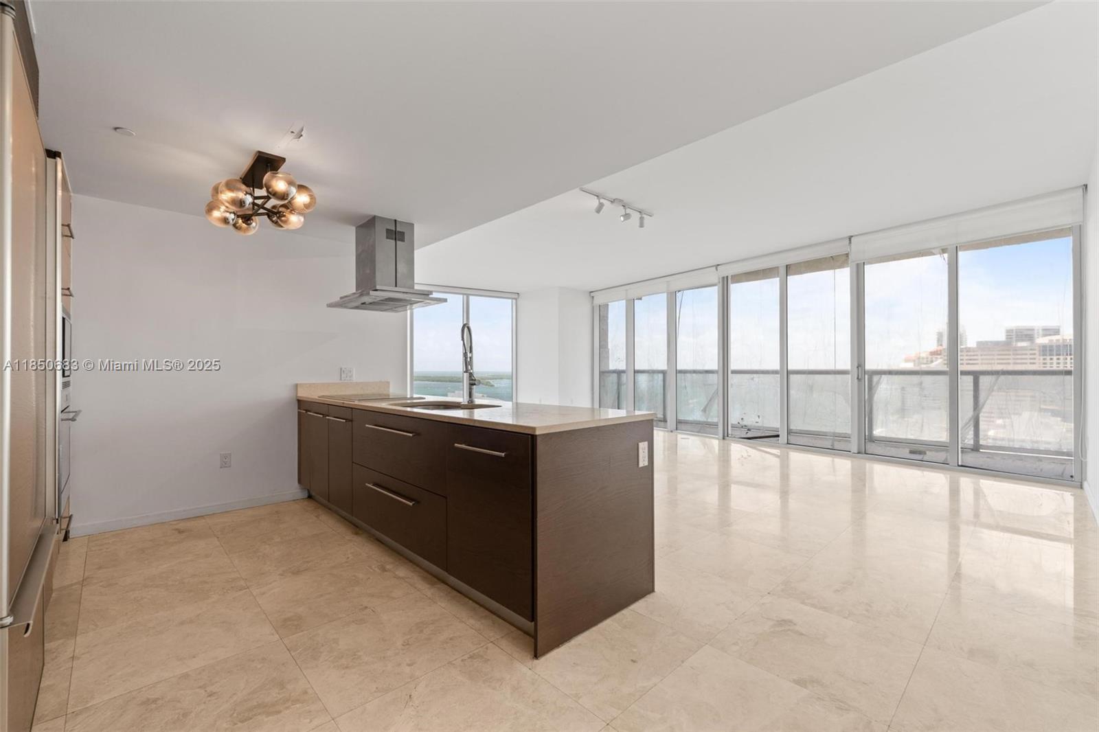495 Brickell Ave #3001, Miami FL 33131
