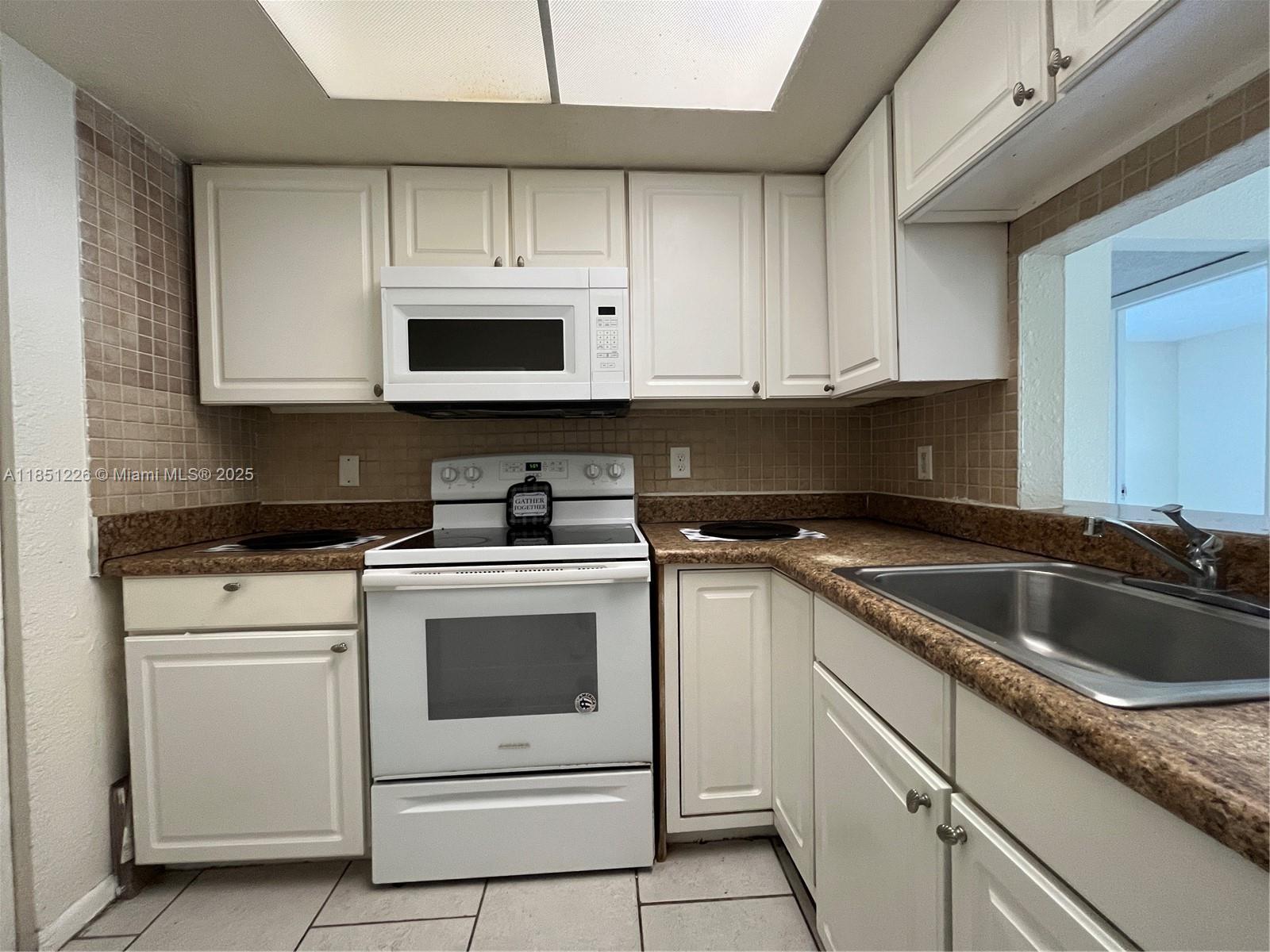 Property photo # 0