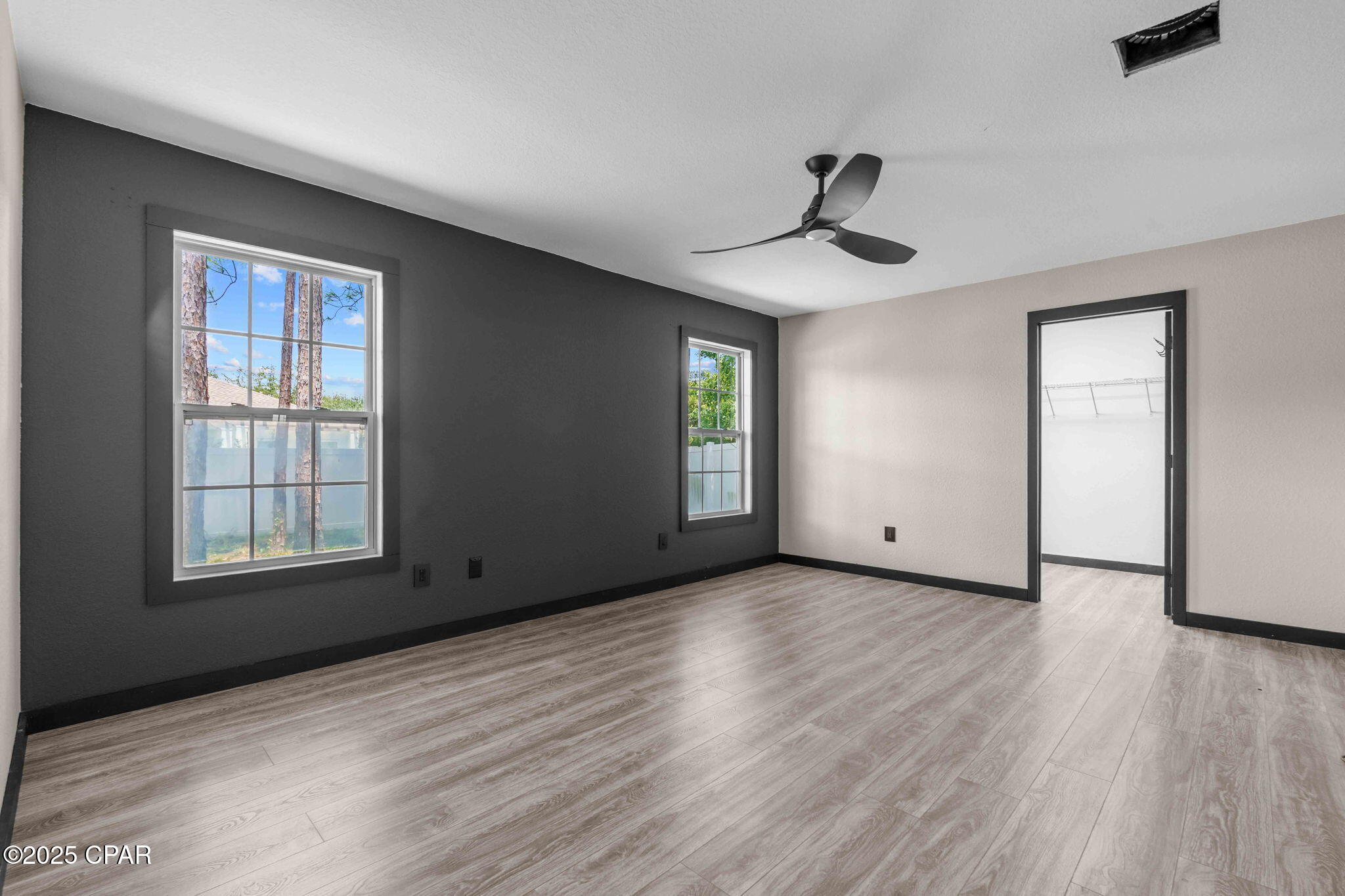 Image 16 For 214 Windsor Way