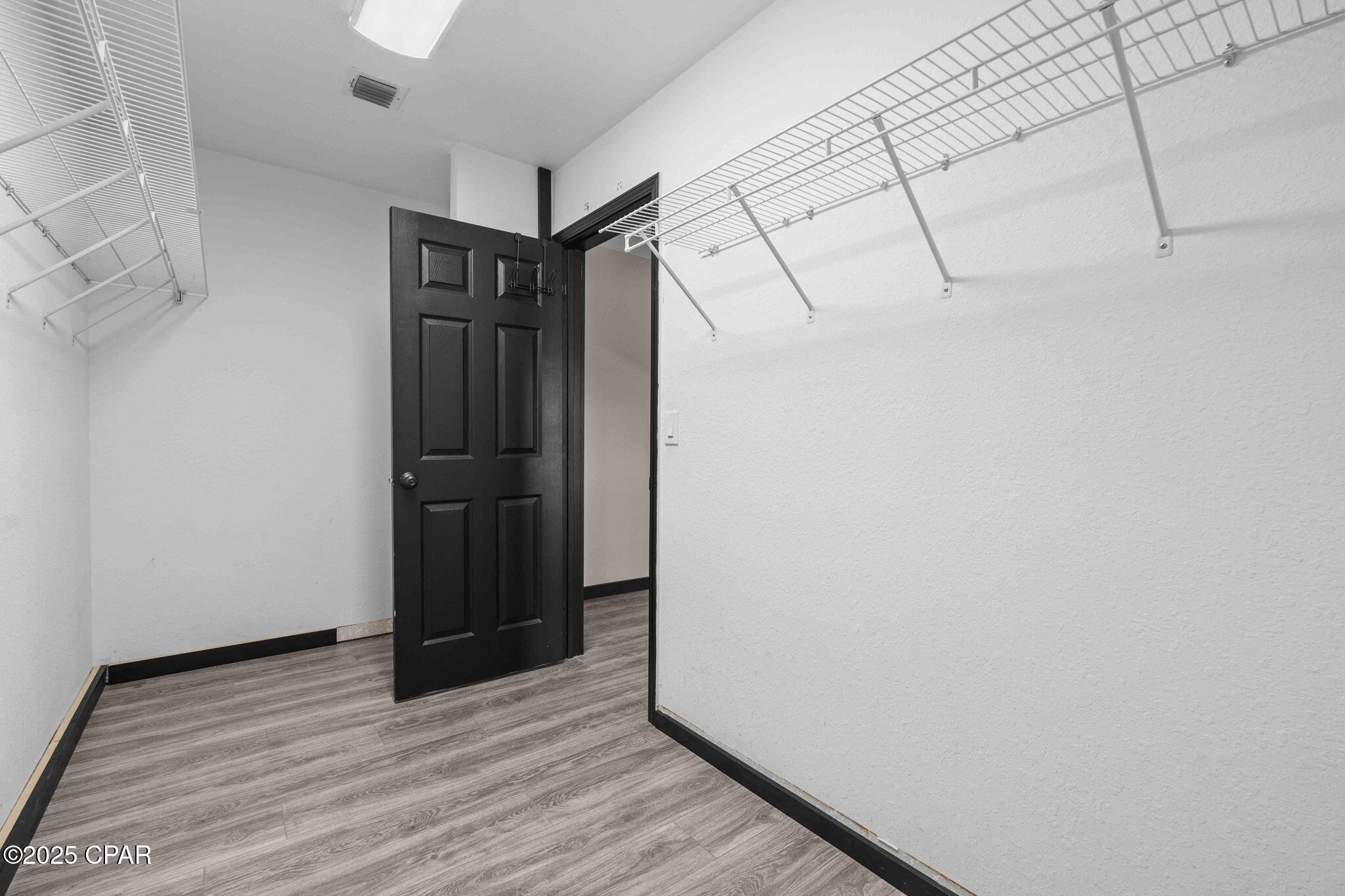 Image 19 For 214 Windsor Way