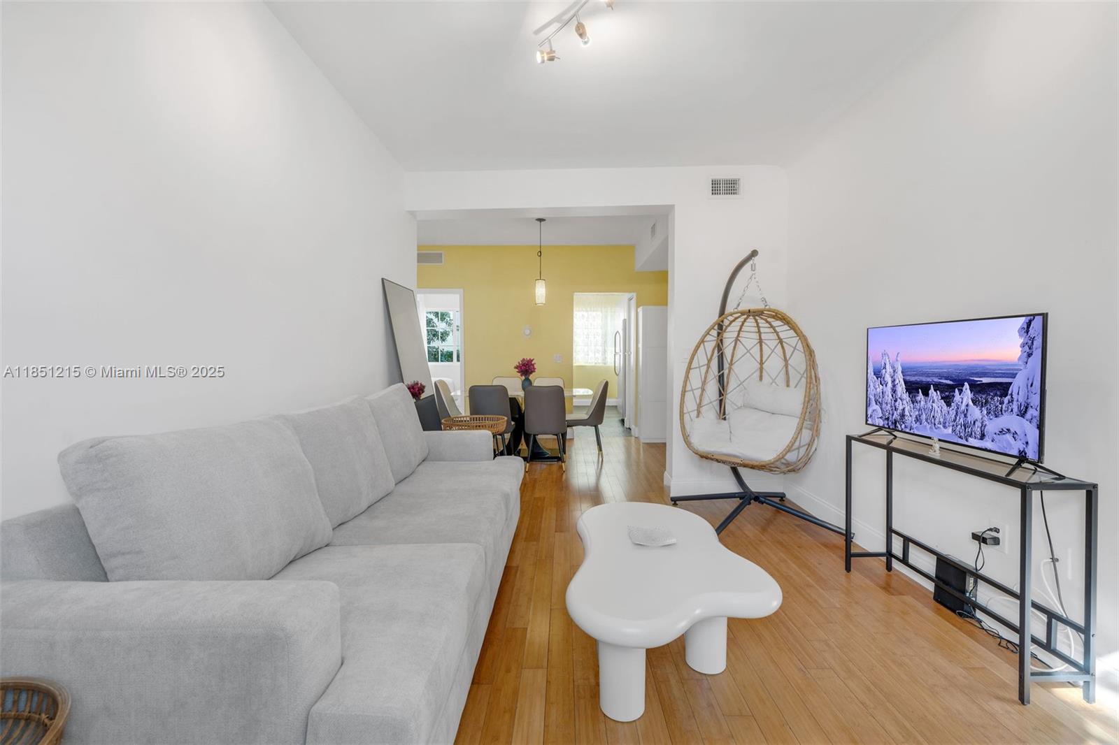 Property photo # 8