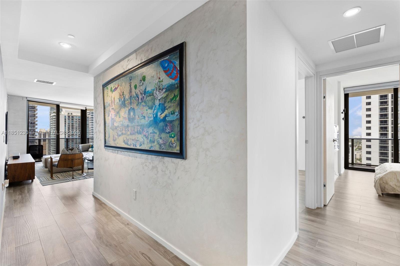 801 S Miami Ave #3301, Miami FL 33130