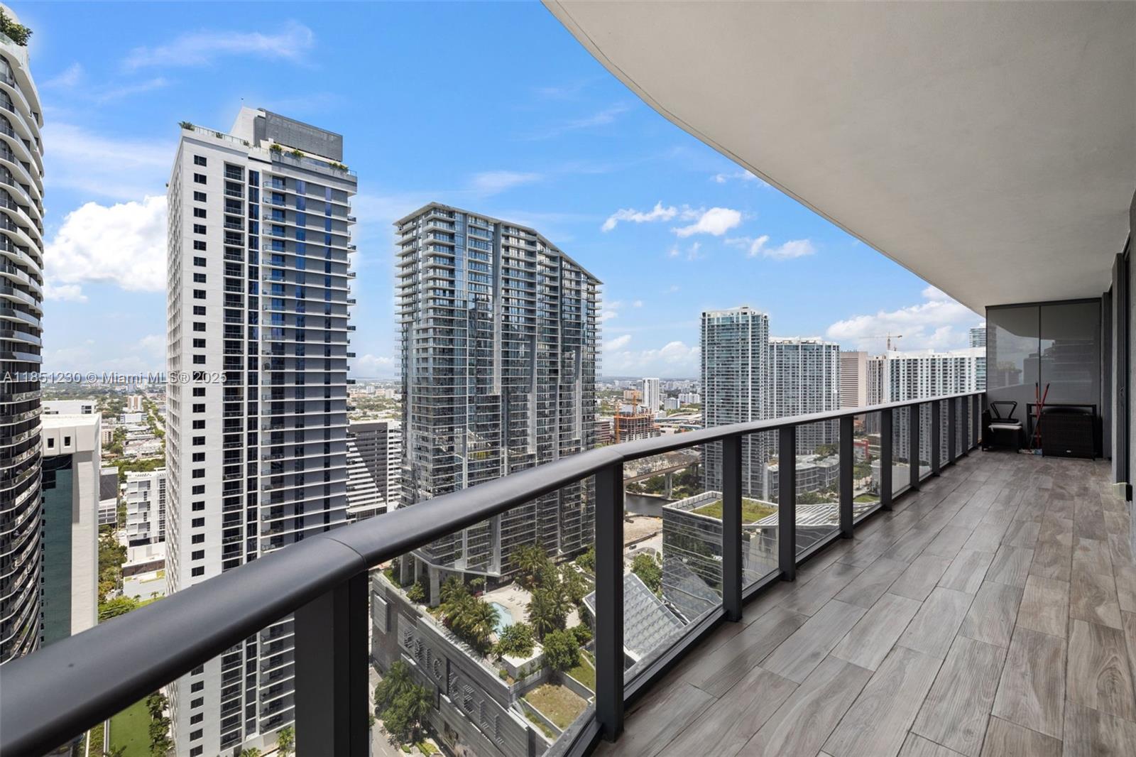801 S Miami Ave #3301, Miami FL 33130