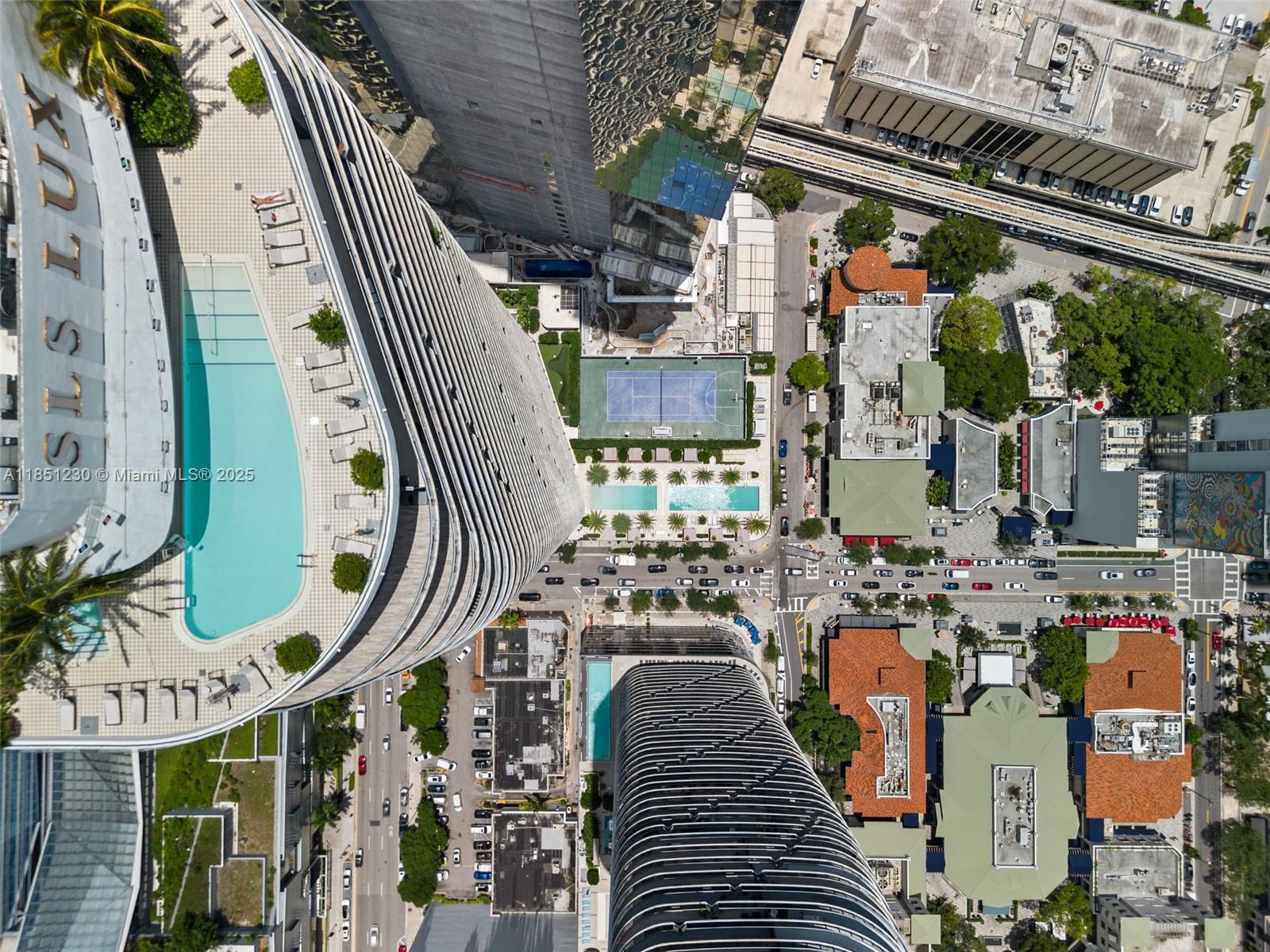 801 S Miami Ave #3301, Miami FL 33130