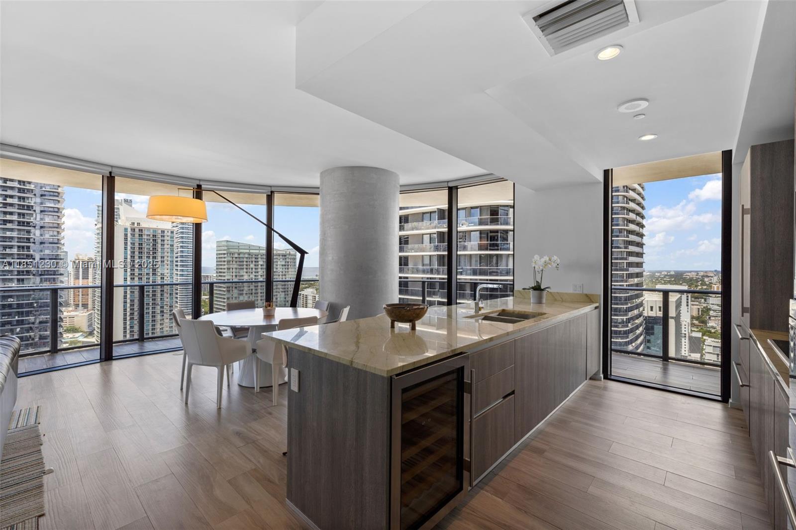 801 S Miami Ave #3301, Miami FL 33130