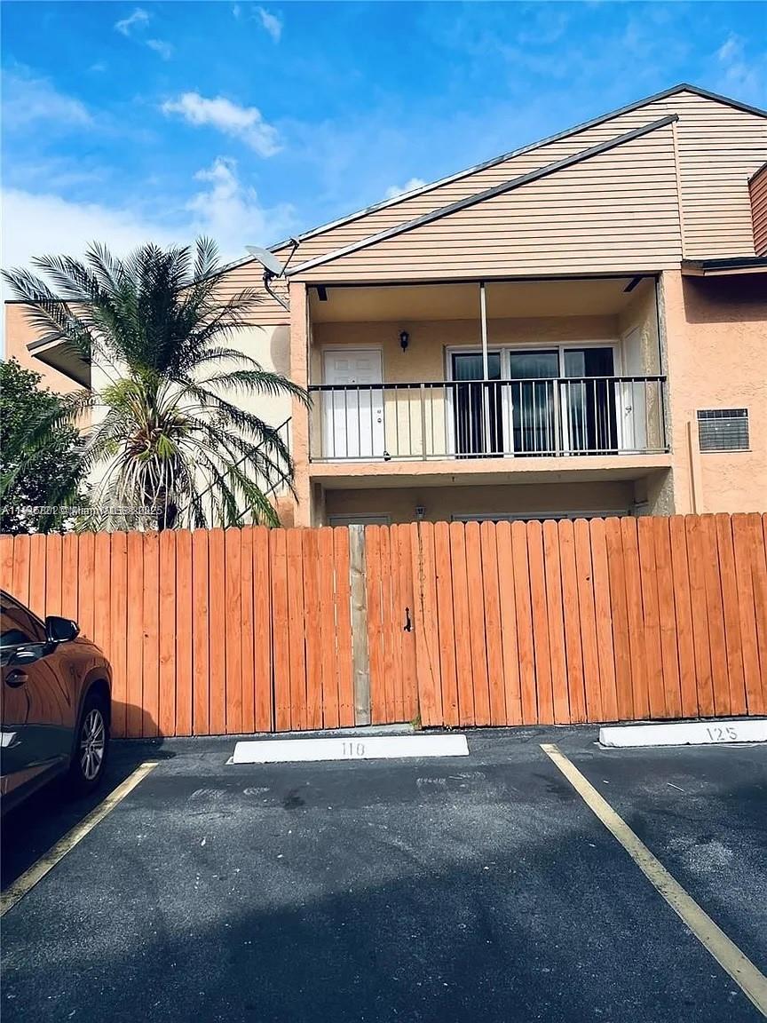 Property photo # 9