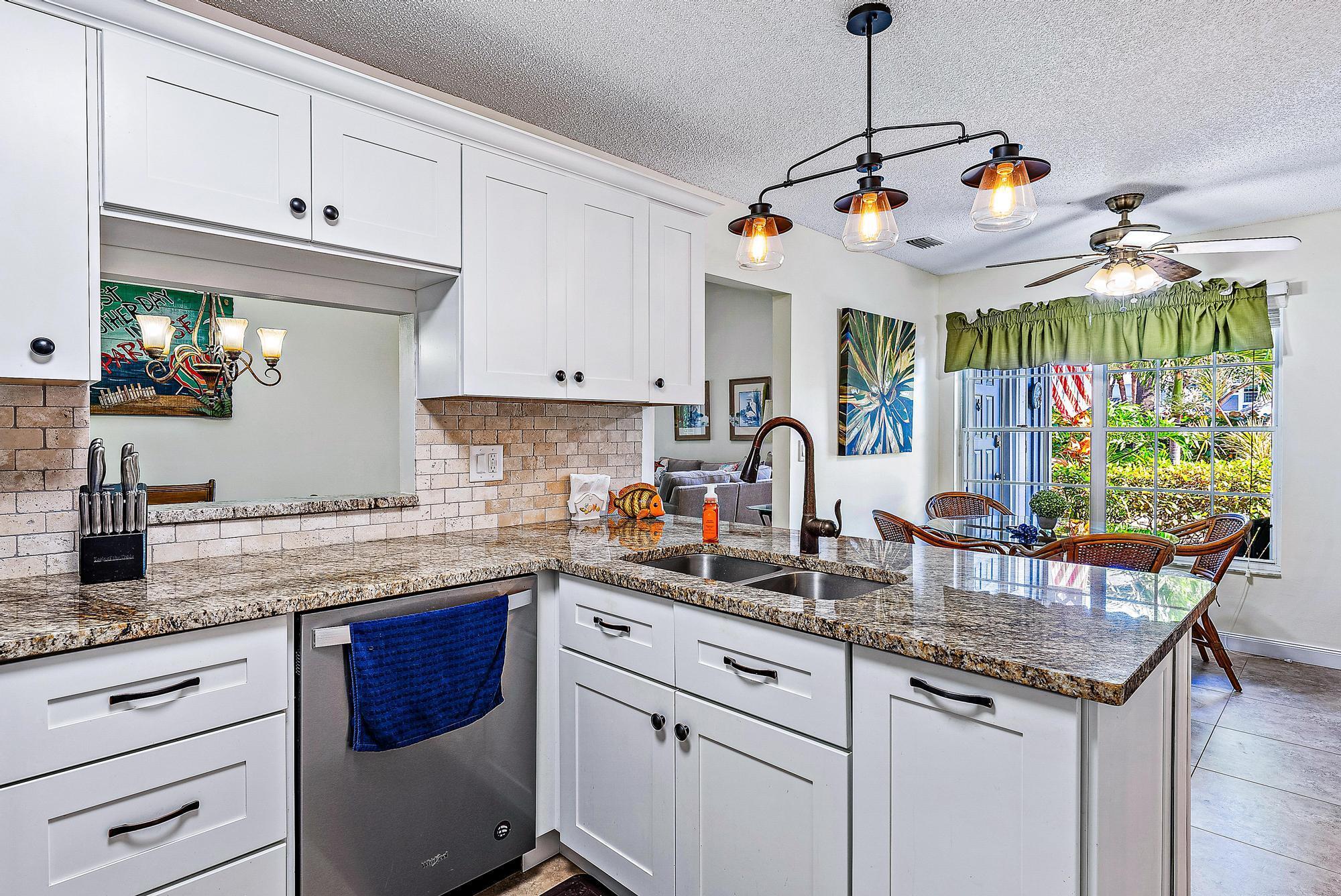 Image to showcase the property located at 1528 Ocean Dunes Circle