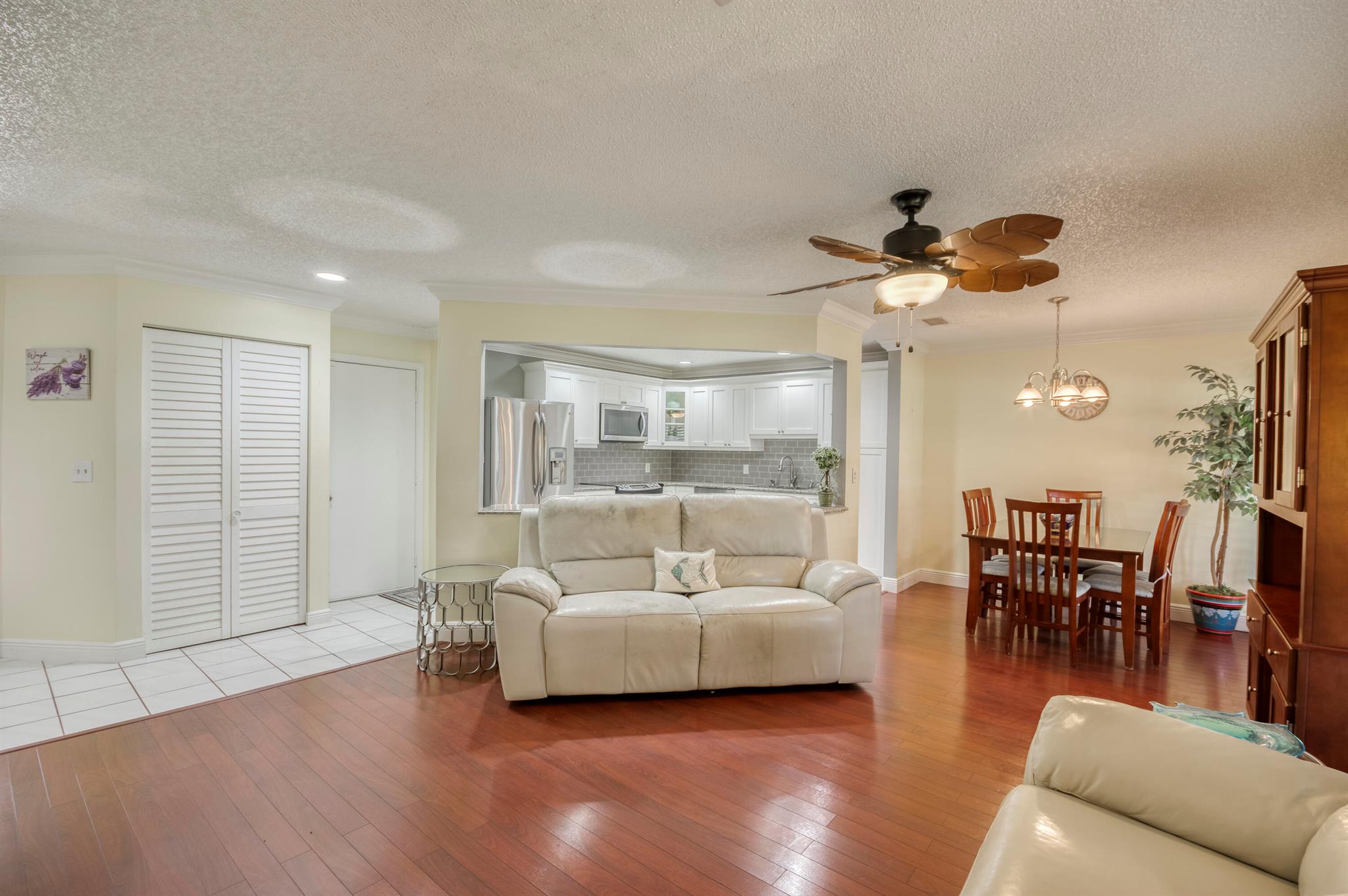 Image to showcase the property located at 10 Lexington Lane E B