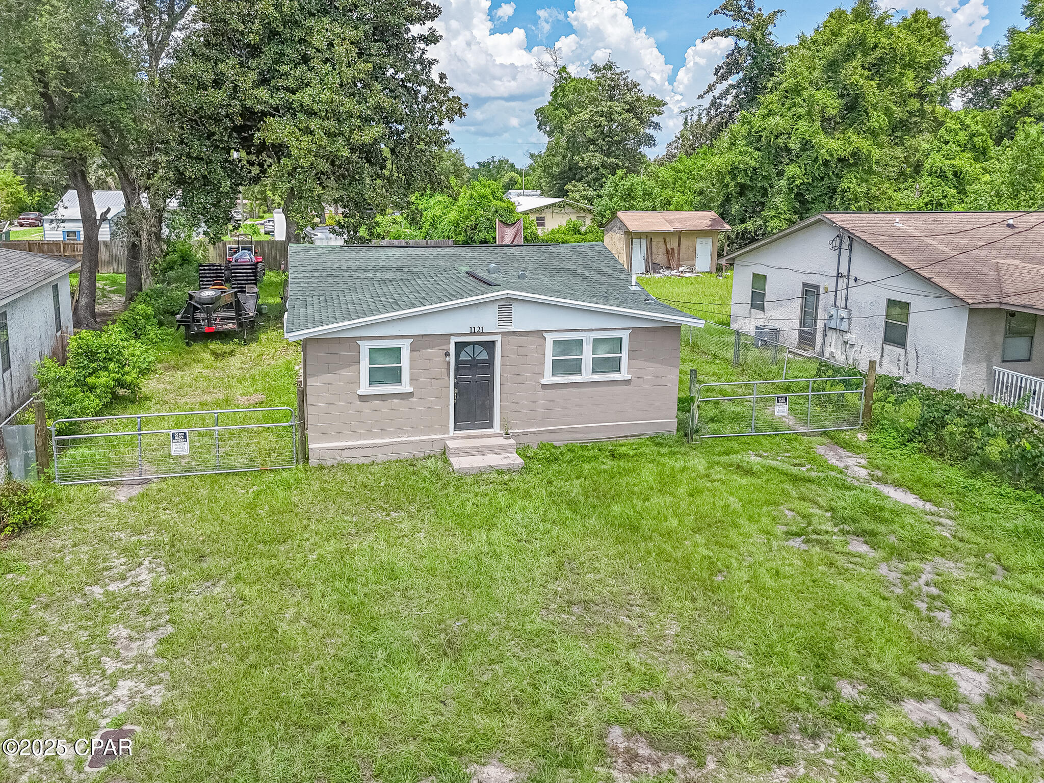 Image 4 For 1121 Bay Avenue